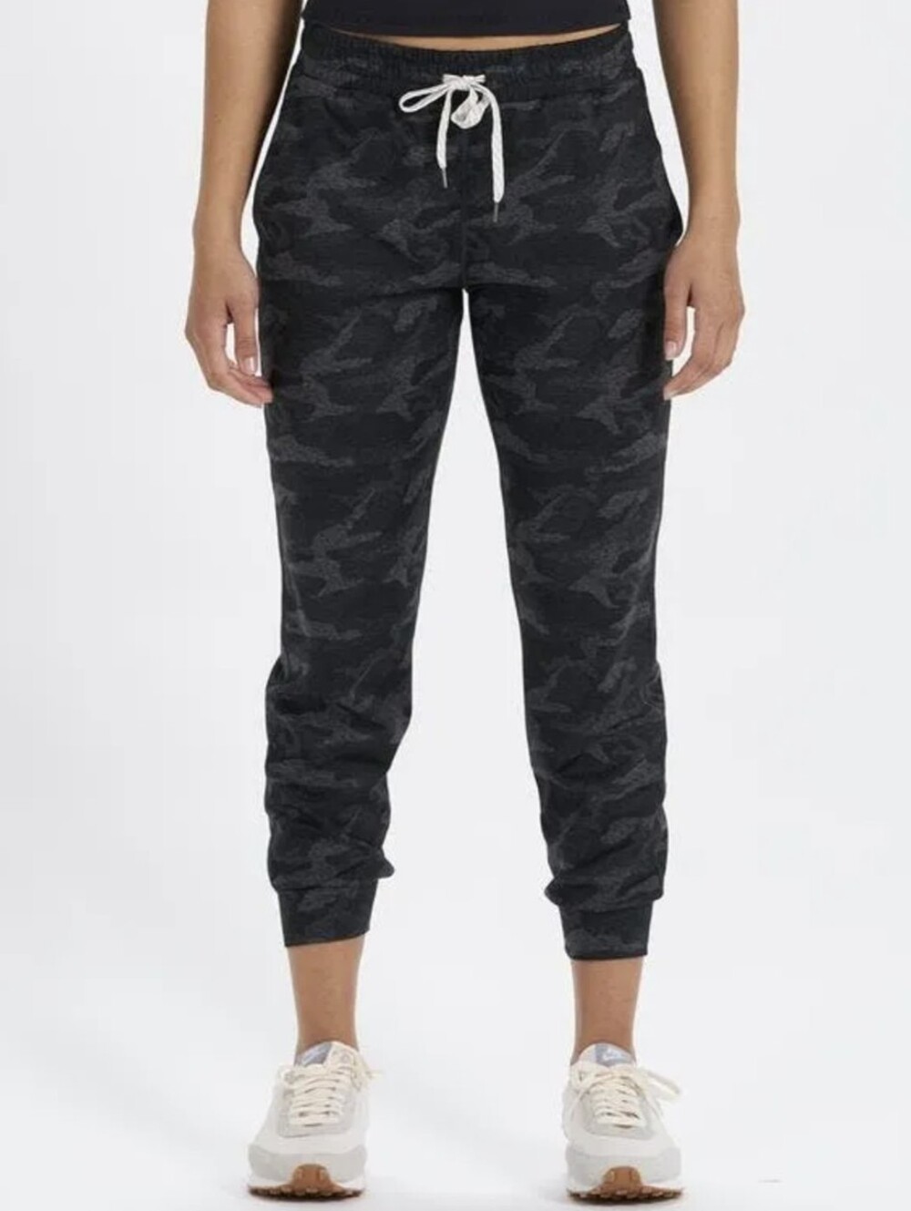 Vuori Womens Black Camo Joggers - XS
